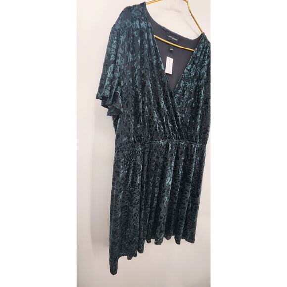 New NWT Lane Bryant Crushed Velvet Animal Print Emerald Green Dress Size 22 24 - Picture 4 of 8